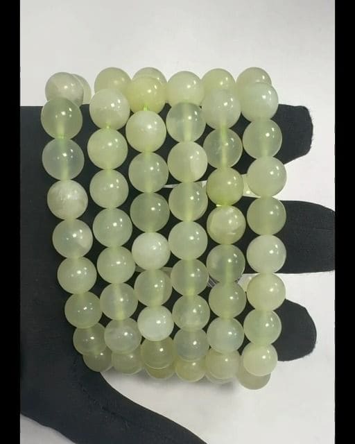 Jade of China A 10mm pearls bracelet