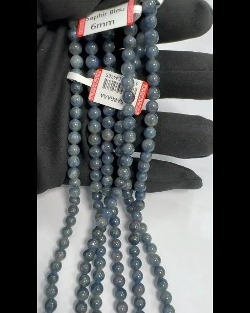 Blue Sapphire AAA round beads 5.5-6.5mm on 40cm thread